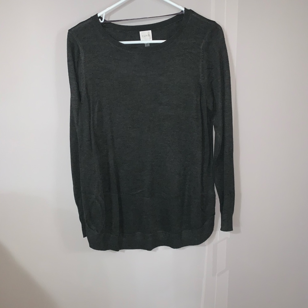 Cupio Gray Basic Sweater - image 1